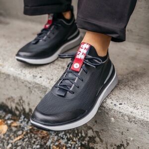 BALA TWELVES Daybreak Women's Nursing Walking Black Sneakers 10